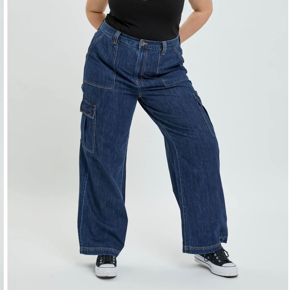 Cello Women's Dark Blue Straight Leg Jeans